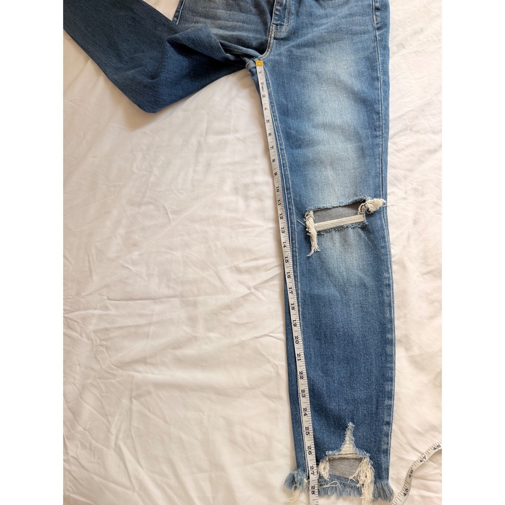Altar'd State Distressed Skinny Jeans Medium Wash Ripped Knee Frayed Hem - Picture 8 of 12
